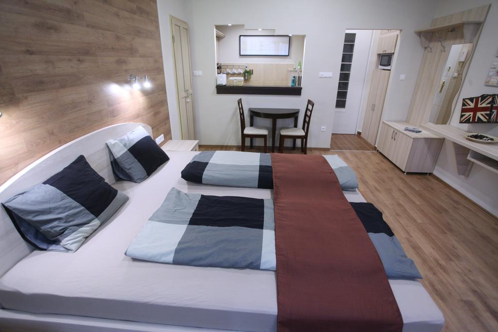 D.Five Premium Studio In The Center Lägenhet Budapest Exteriör bild